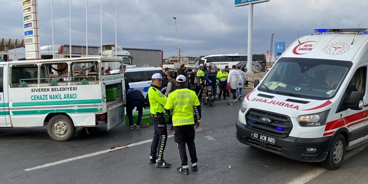 Şanlıurfa'da tırla çarpışan motosikletin sürücüsü öldü