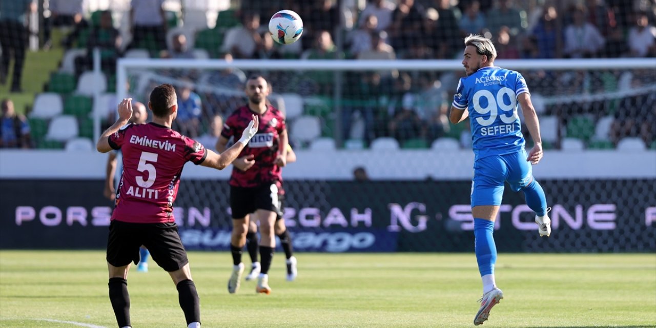 Alanyaspor'da teknik direktör Fatih Tekke görevinden ayrıldığını açıkladı