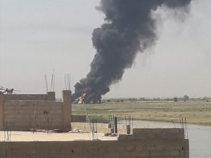 Koalisyon YPG/PKK'dan Esed rejimine petrol taşıyan tankerleri vurdu