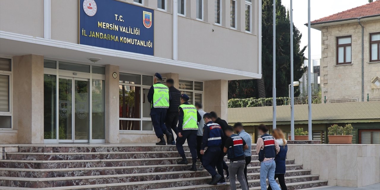 Mersin'de PKK/KCK terör örgütüne yönelik operasyonda 6 zanlı yakalandı