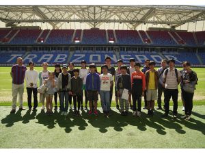 Trabzonspor Kulübü, Japon öğrencileri ağırladı