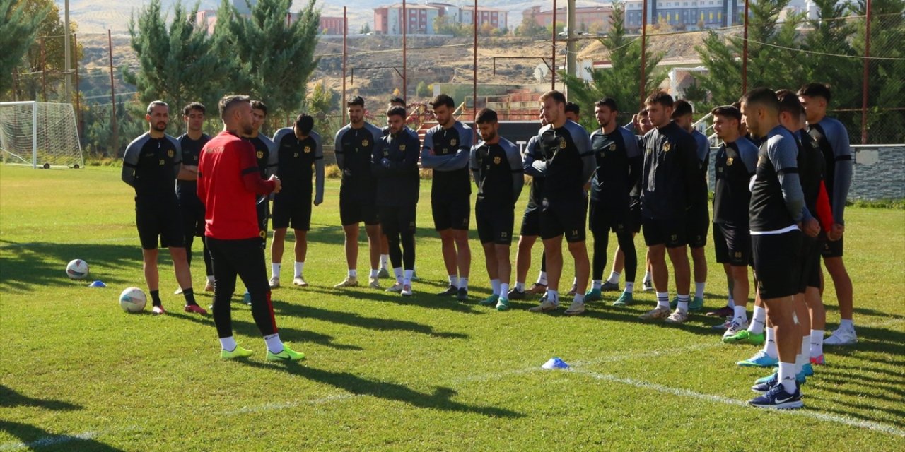 Yeni Malatyaspor, Fatih Karagümrük maçının hazırlıklarına başladı