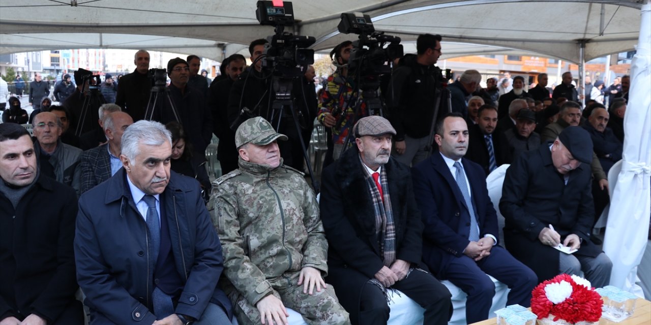 Erzurum'da emekli Korgeneral Zekai Aksakallı'nın adının verildiği caddenin açılışı yapıldı