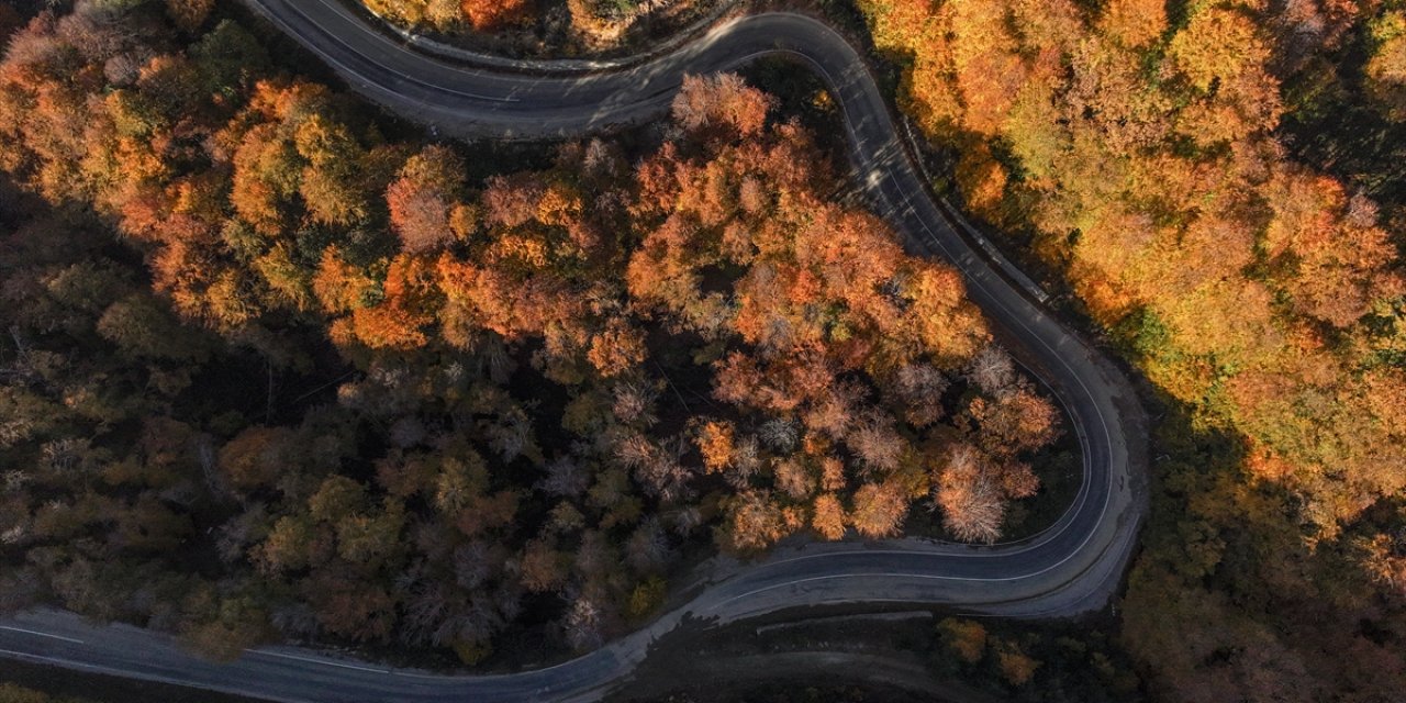 Uludağ'da dron kamerasından resim tablosunu andıran sonbahar manzaraları