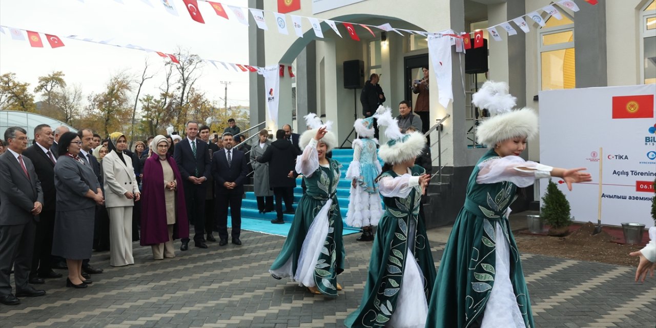 Emine Erdoğan, Bilim Bişkek İnovasyon Merkezi'nin açılışını yaptı