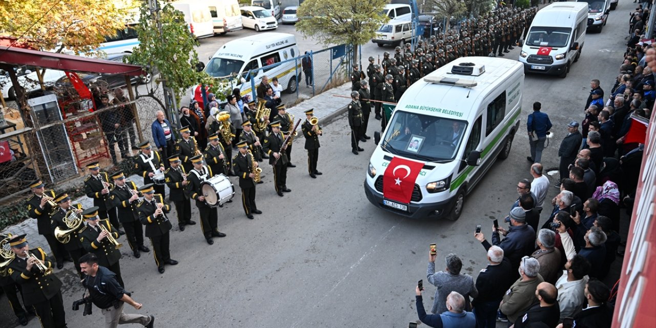 Eğitim sırasında şehit olan Deniz Teğmen Mustafa Kemal Öz için Adana'da tören düzenlendi