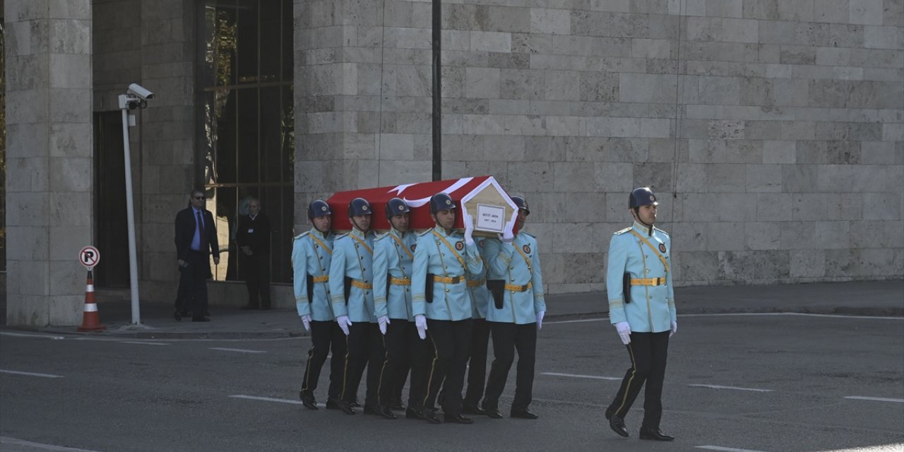 Hayatını kaybeden eski milletvekili Beyti Arda için TBMM'de tören düzenlendi