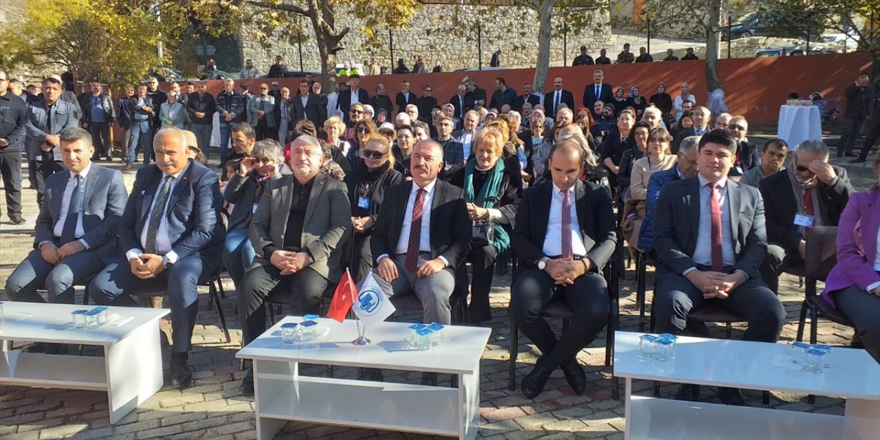 Çorum'da "Hughette Eyüboğlu, Bir Renk Bir İz Sanat Çalıştayı Sergisi" açıldı