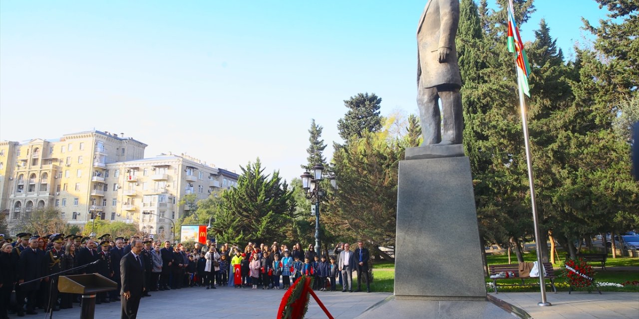 Büyük Önder Atatürk ebediyete intikalinin 86. yılında Azerbaycan'da anıldı