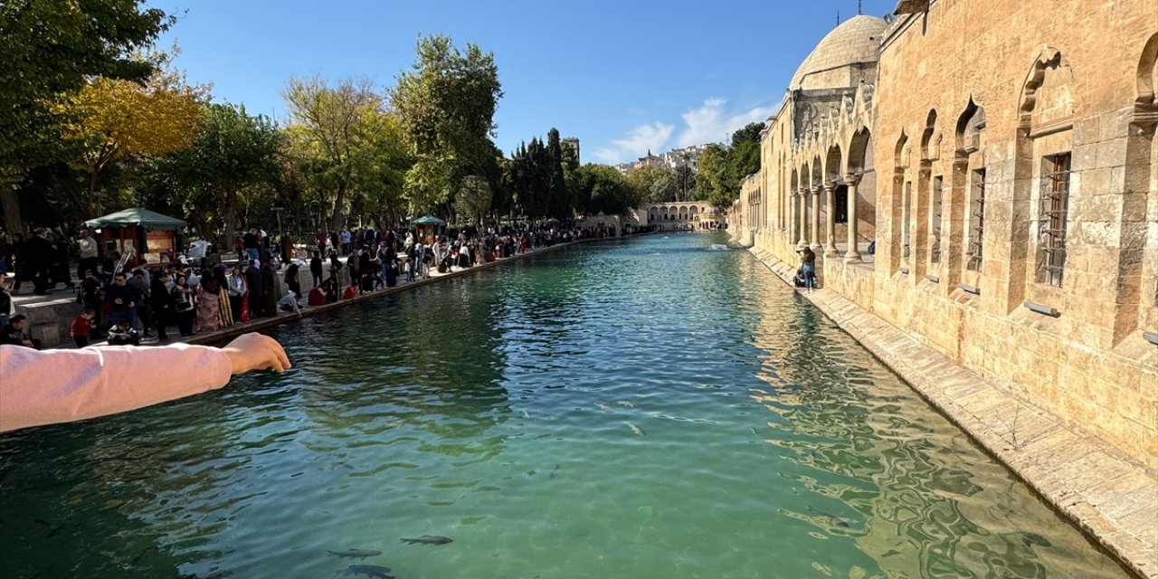 Balıklıgöl ara tatilde ziyaretçilerini ağırlıyor