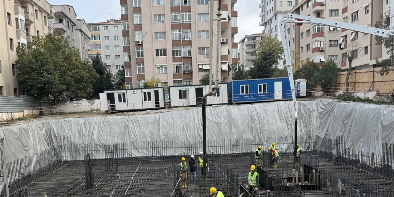 Kadıköy'de KİPTAŞ riskli iki yapının dönüşümüne başladı