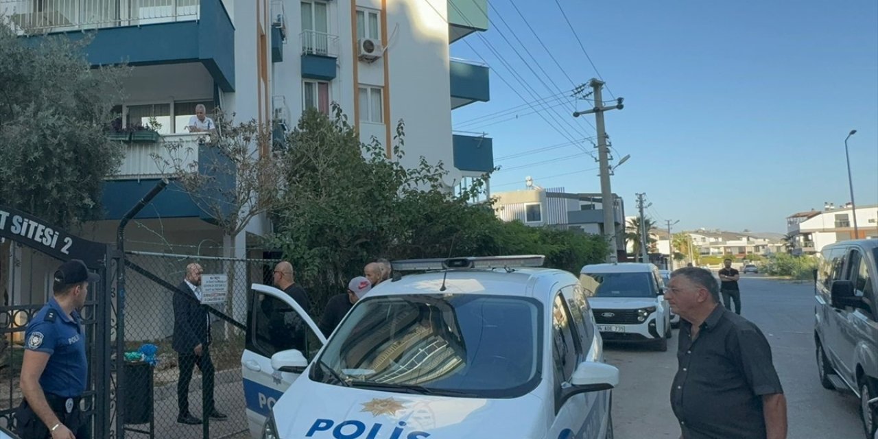 Antalya'da bir apartman dairesinde İran uyruklu 3 kardeş ölü bulundu