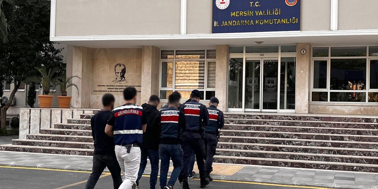 Mersin'de terör örgütü PKK/KCK operasyonunda 5 zanlı tutuklandı