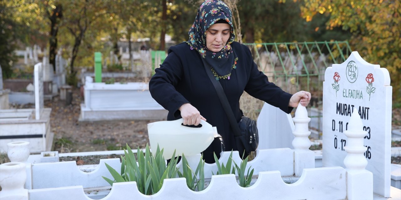 Siirt'teki faciada yaşamını yitiren madencilerin acısı unutulmuyor