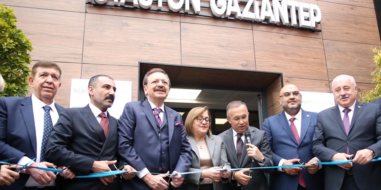 TOBB Başkanı Hisarcıklıoğlu, İstasyon Gaziantep'in açılışına katıldı