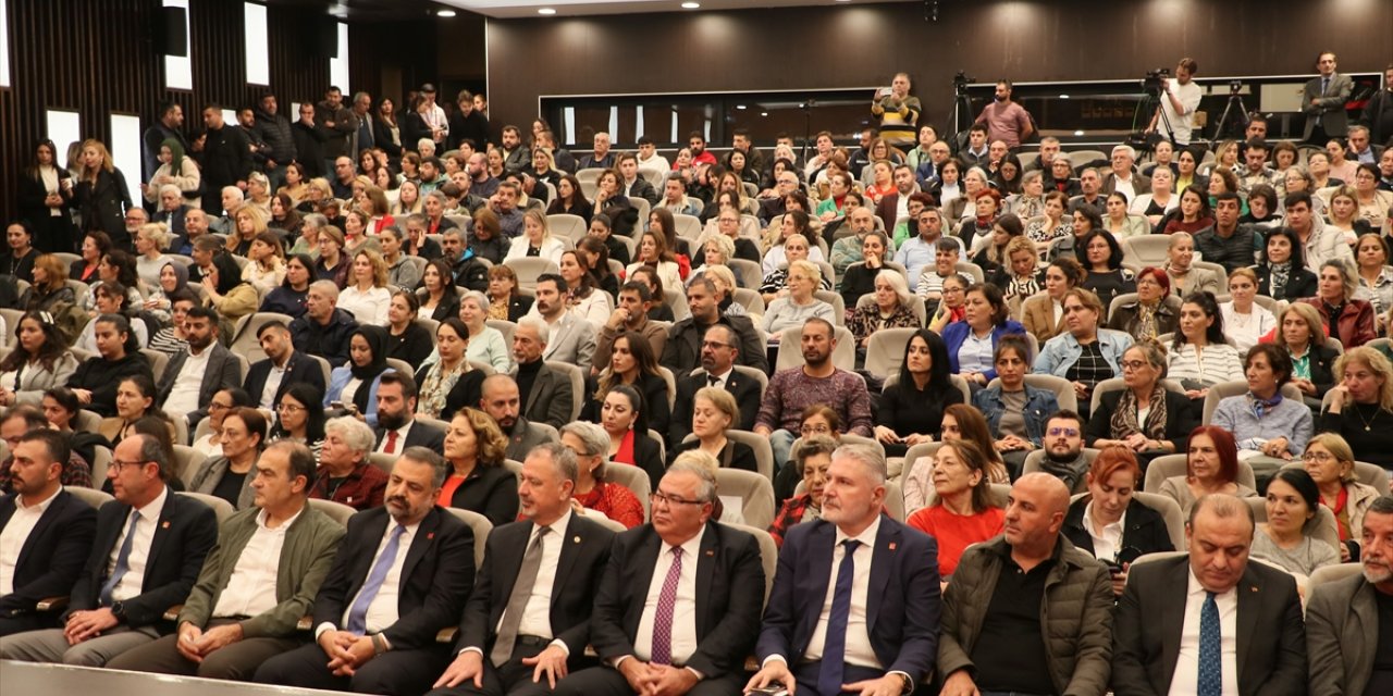 CHP "Adalet Buluşmaları"nın ilki İzmir'de gerçekleştirildi