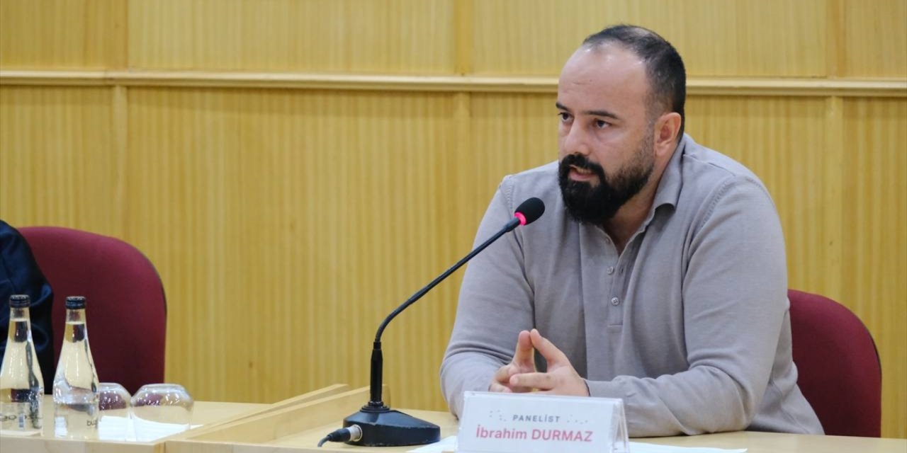 Şair-yazar ve fikir insanı Sezai Karakoç, İstanbul'da panelle anıldı