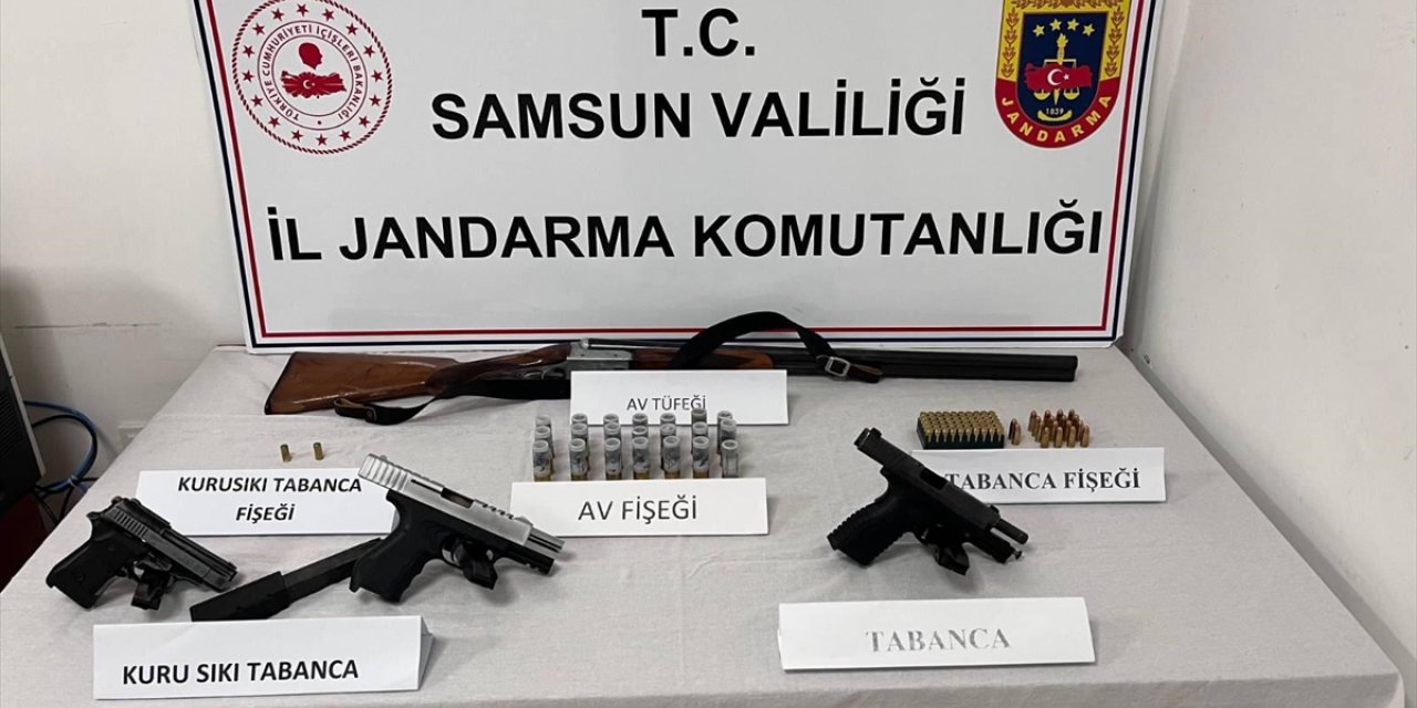 Samsun'da evinde ruhsatsız silah bulunduran kişi gözaltına alındı