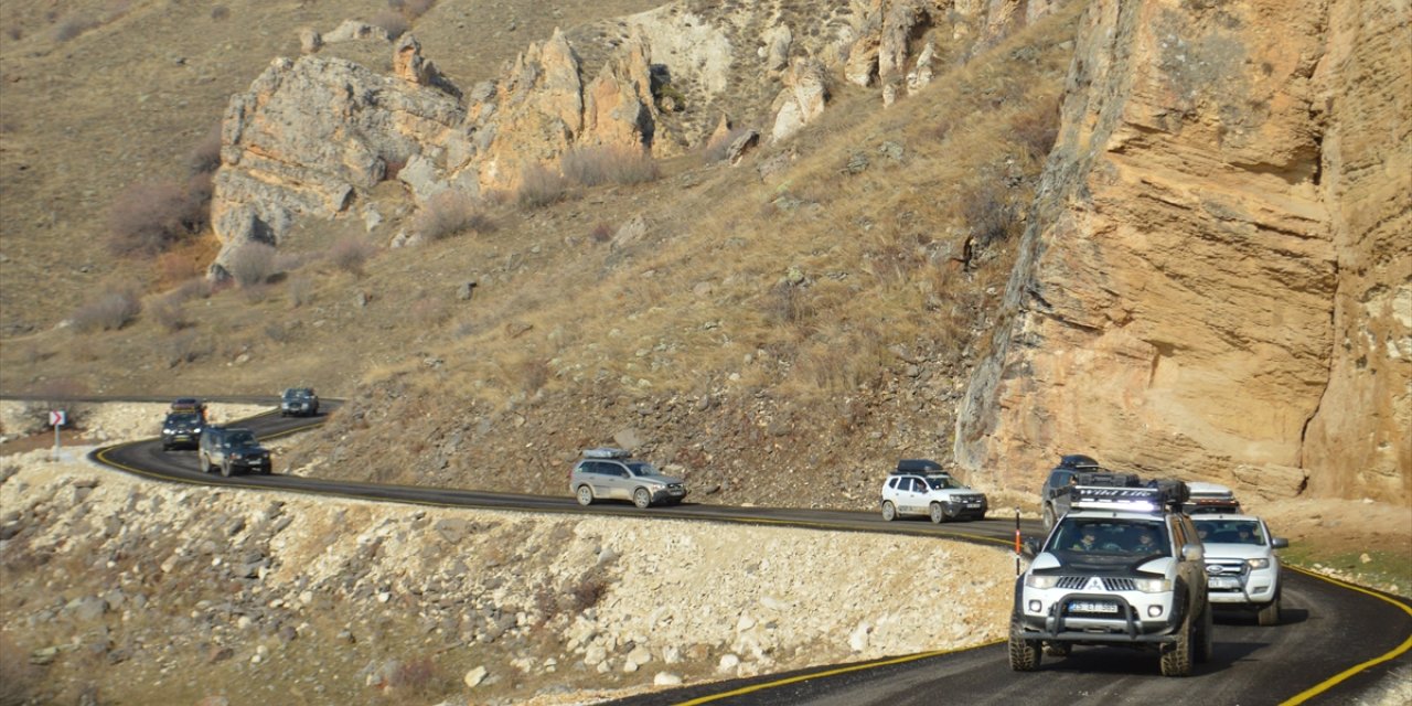 Erzurum'un saklı güzelliği Hınıs Kanyonu'nda bisiklet, off-road ve ATV turu yapıldı