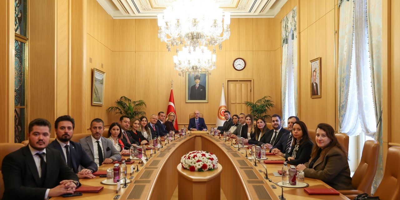 TBMM Başkanı Kurtulmuş, Ege Genç İş İnsanları Derneği Yönetim Kurulu üyelerini kabul etti