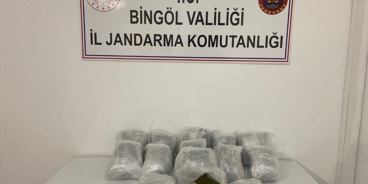 Bingöl'de 19 kilo 930 gram esrar ele geçirildi