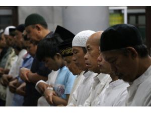Endonezya’da son teravih namazı kılındı