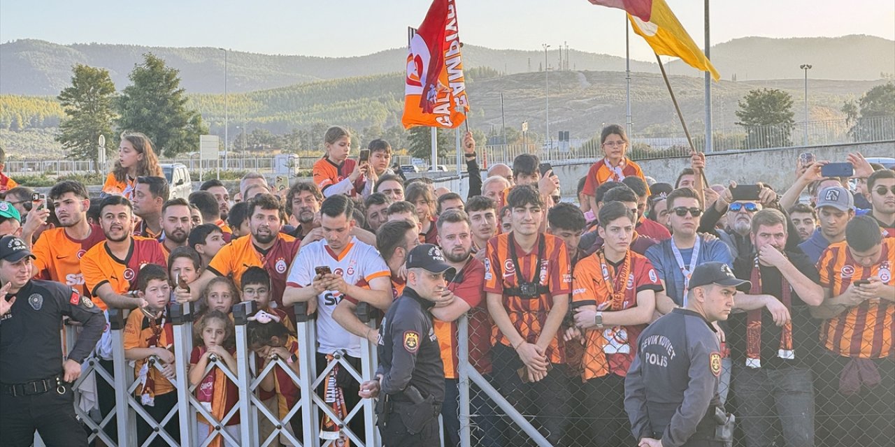 Galatasaray kafilesi Bodrum'a geldi