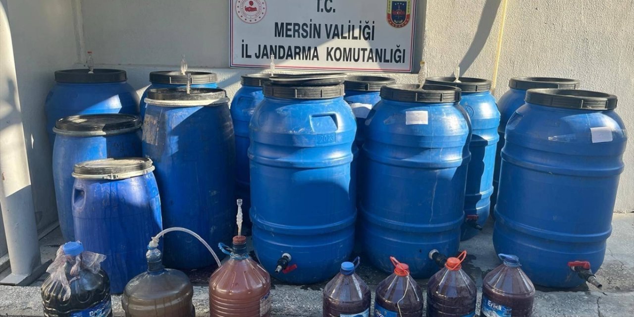 Mersin'de 3 ton 140 litre sahte içki ele geçirildi