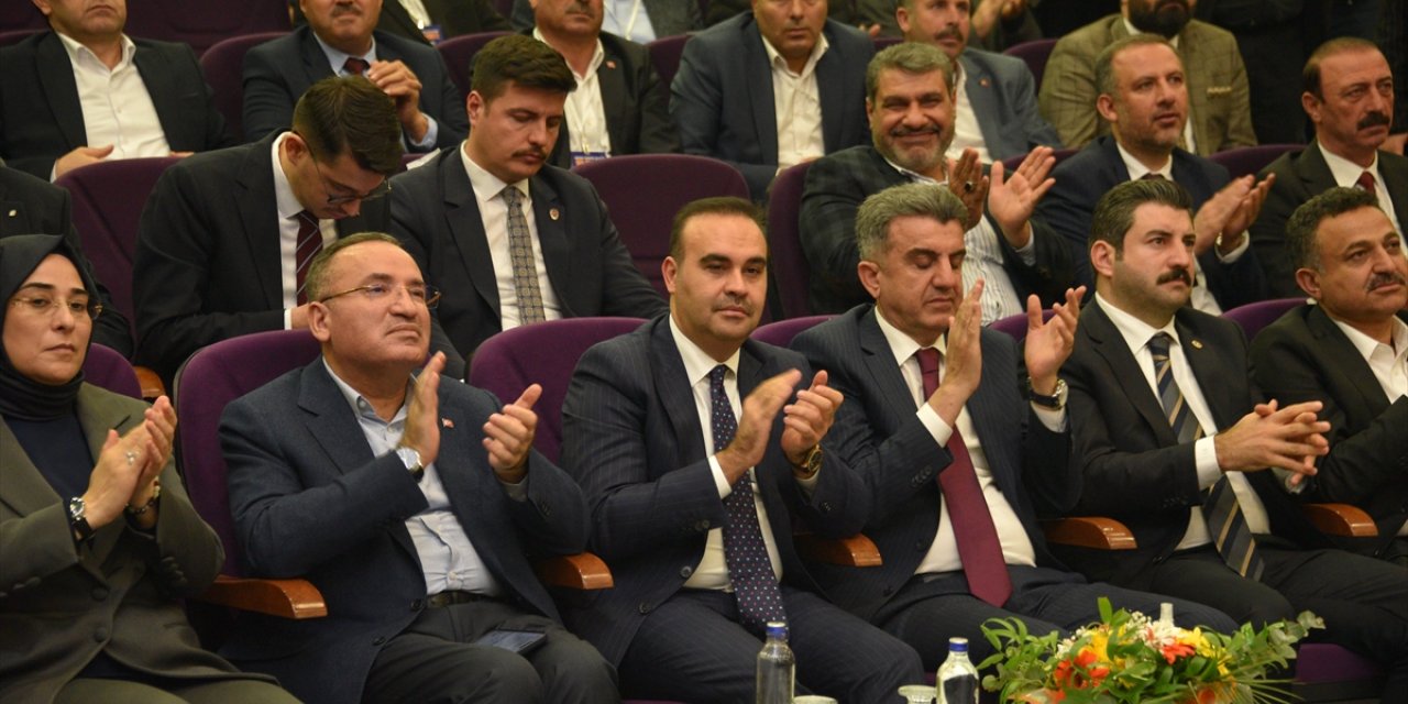 Sanayi ve Teknoloji Bakanı Kacır, AK Parti Siverek İlçe Kongresi'nde konuştu: