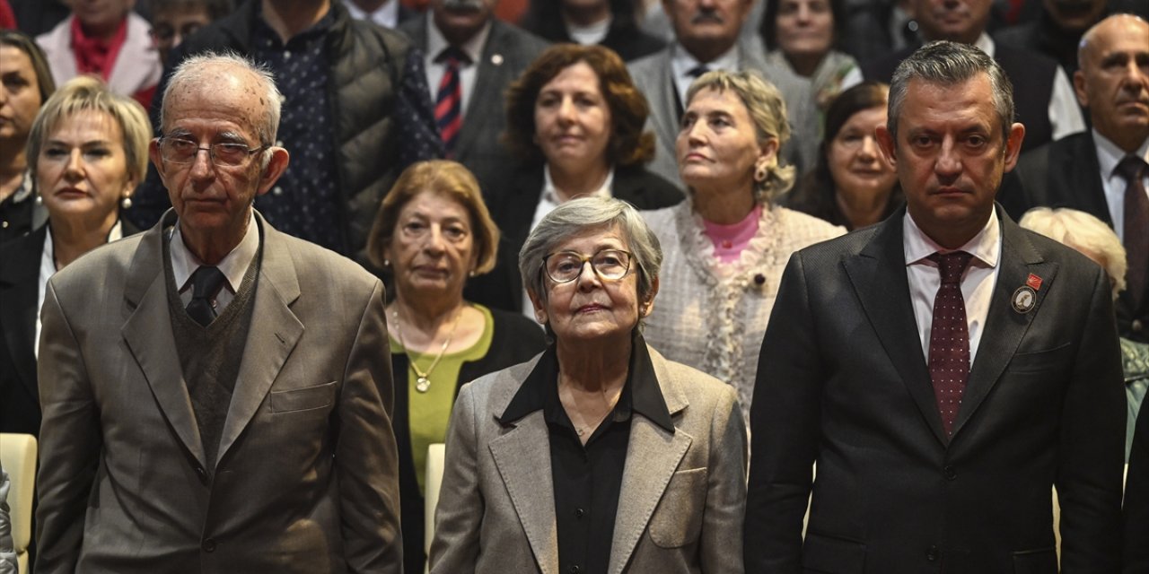 CHP Genel Başkanı Özel, "Öğretmenler Günü Buluşması"nda konuştu: