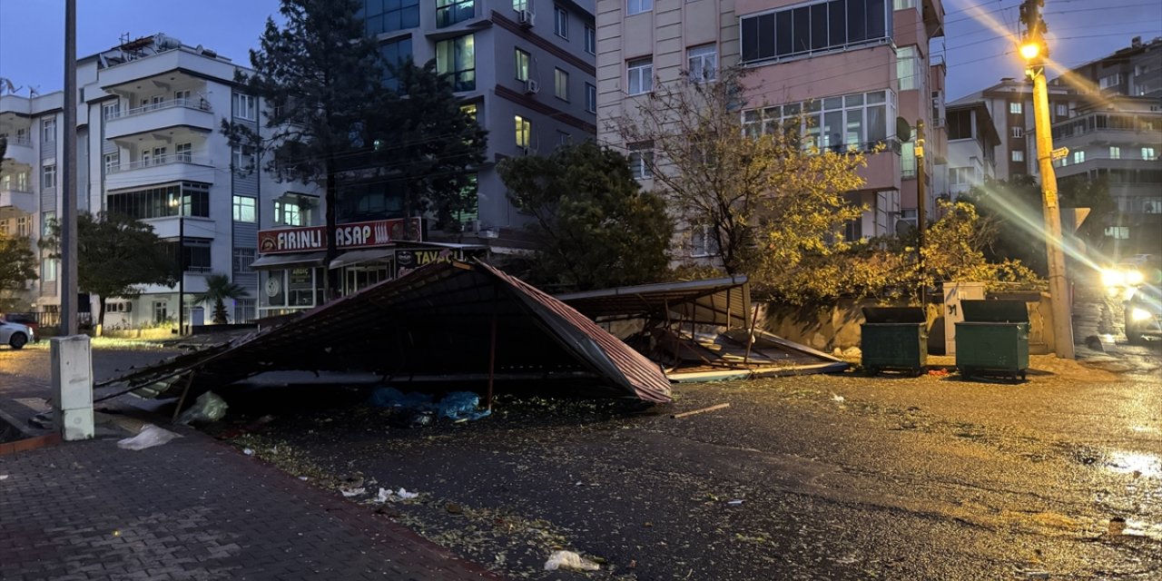 Kahramanmaraş'ta hava muhalefeti nedeniyle eğitime 1 gün ara verildi