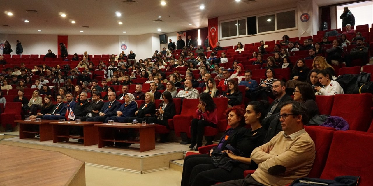 Çanakkale'de "Kadına Yönelik Şiddet Haberlerinde Sıfır Tolerans Projesi"nin kapanışı gerçekleştirildi