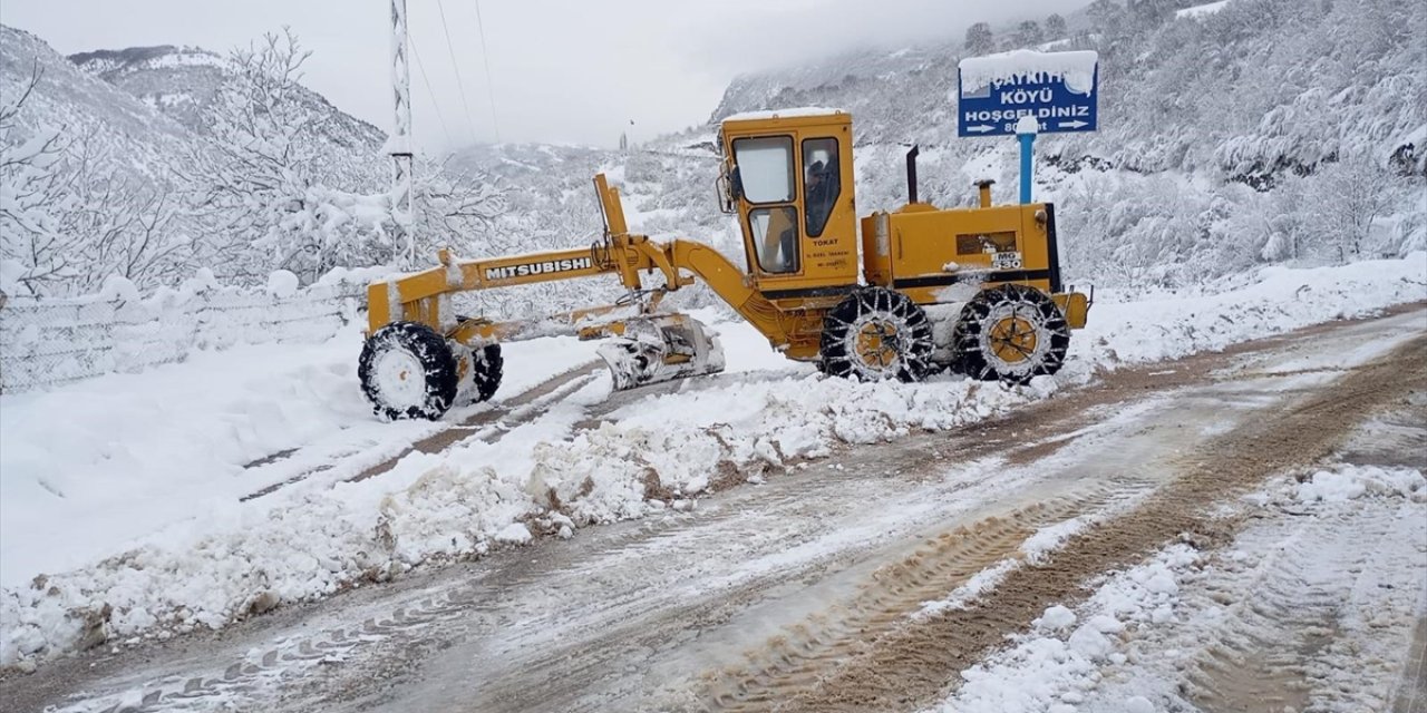 Samsun, Tokat ve Kastamonu'da kar nedeniyle 303 köy yolu kapandı