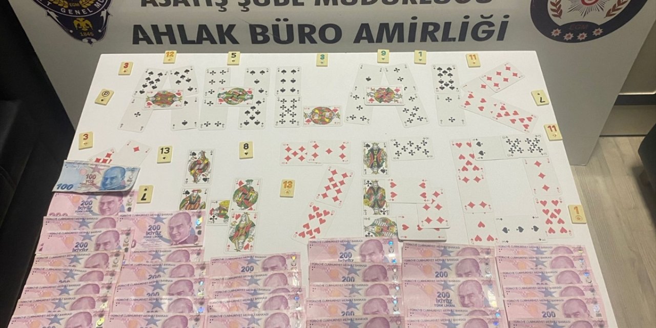 Antalya'da kumar operasyonunda 85 kişiye idari yaptırım uygulandı