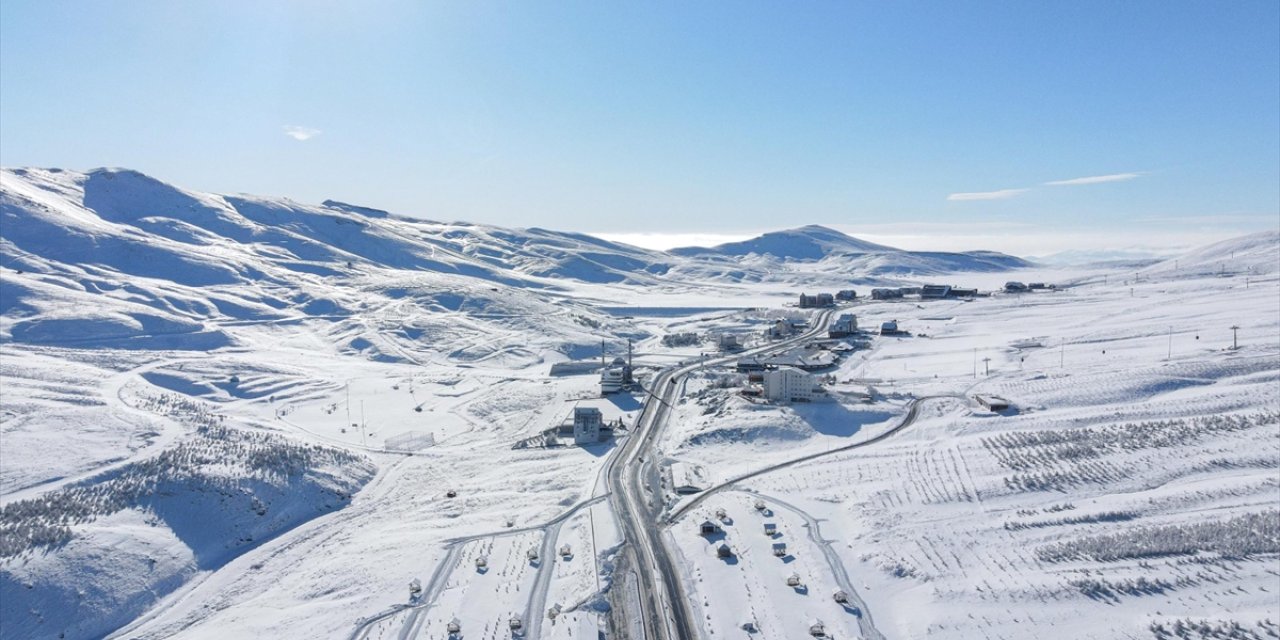 Erciyes Kayak Merkezi yeni sezona hazırlanıyor