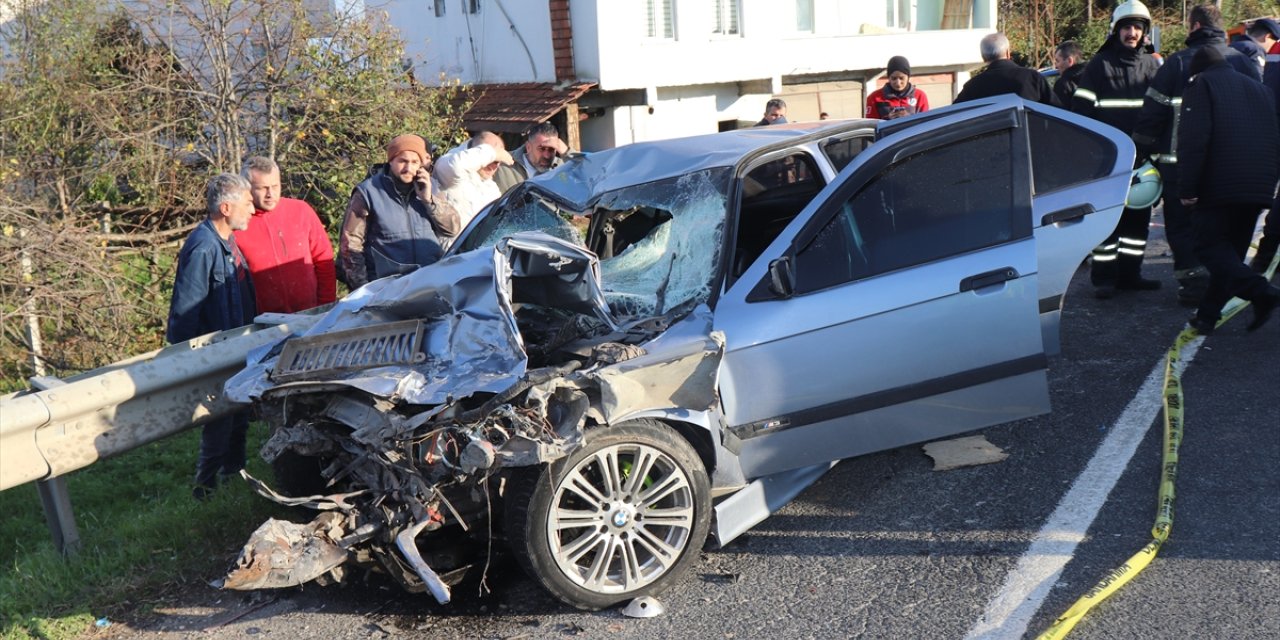 Ordu'da kamyona çarpan otomobildeki 3 kişi öldü