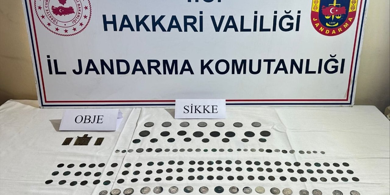 Hakkari'de Bizans dönemine ait 163 sikke ele geçirildi