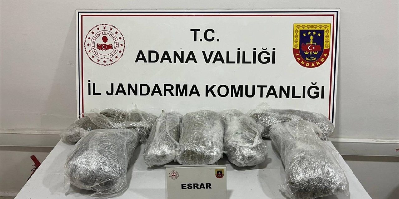 Adana'da 6 kilogram uyuşturucuyla yakalanan 2 kişi tutuklandı