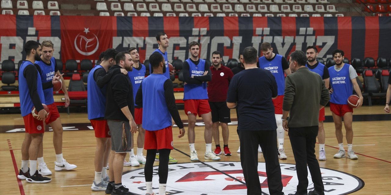 Gaziantep Basketbol, alt sıralardan uzaklaşmak istiyor