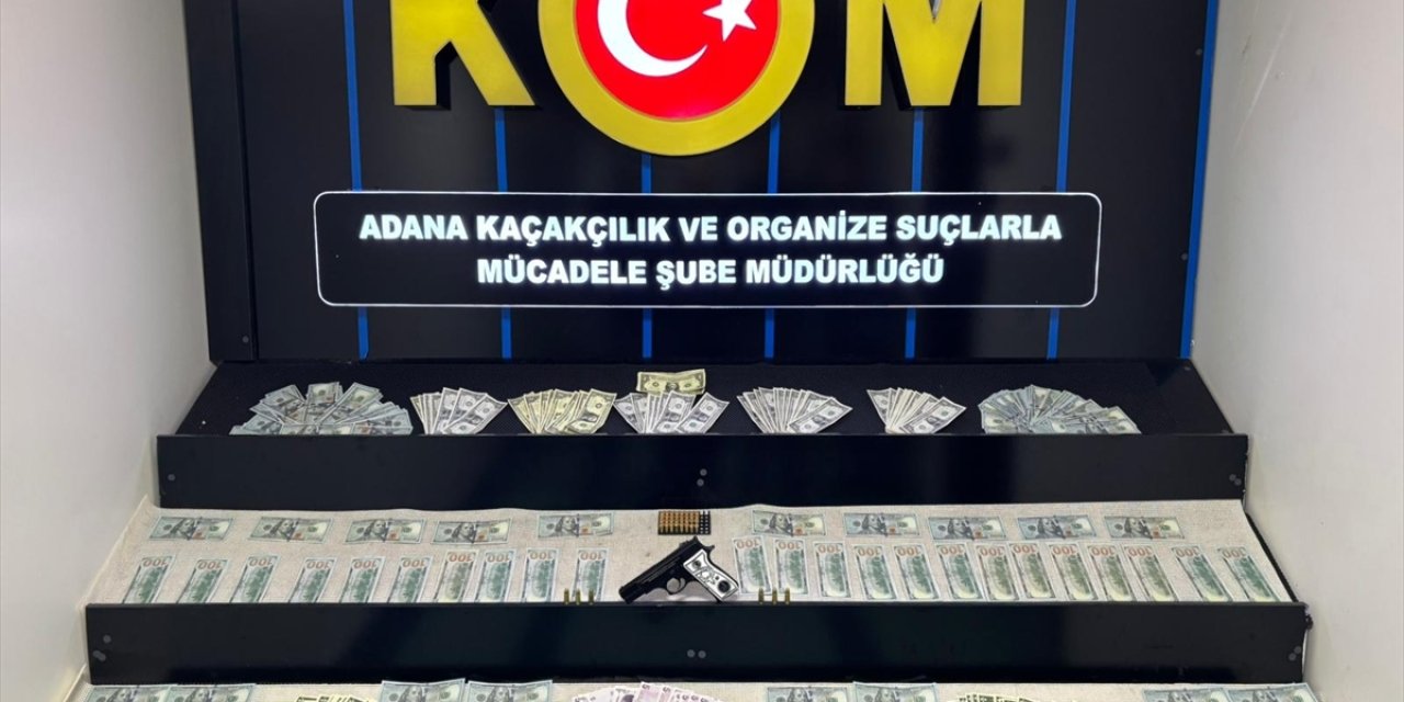 Adana merkezli 3 ilde sahte dolar operasyonunda yakalanan 4 zanlı tutuklandı