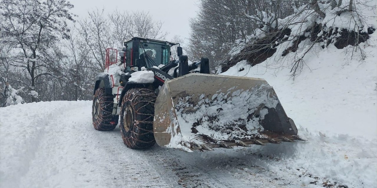 Tokat'ta kar nedeniyle yaylalarda mahsur kalan 6 kişi kurtarıldı