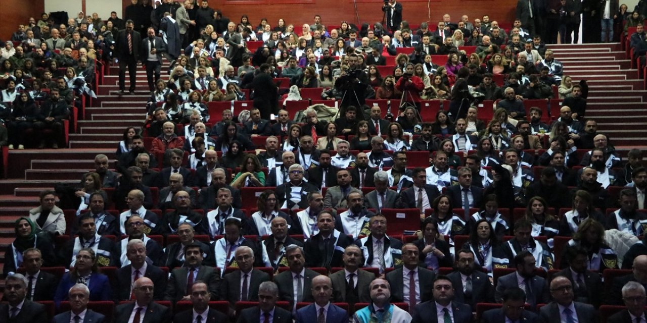 YÖK Başkanı Özvar, Niğde Ömer Halisdemir Üniversitesi Akademik Yıl Açılış Töreni'nde konuştu: