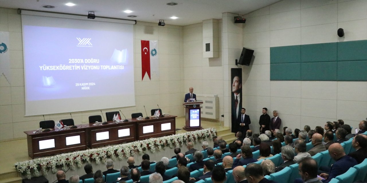 YÖK Başkanı Özvar, "2030'a Doğru Yükseköğretim Vizyonu Toplantısı"nda konuştu: