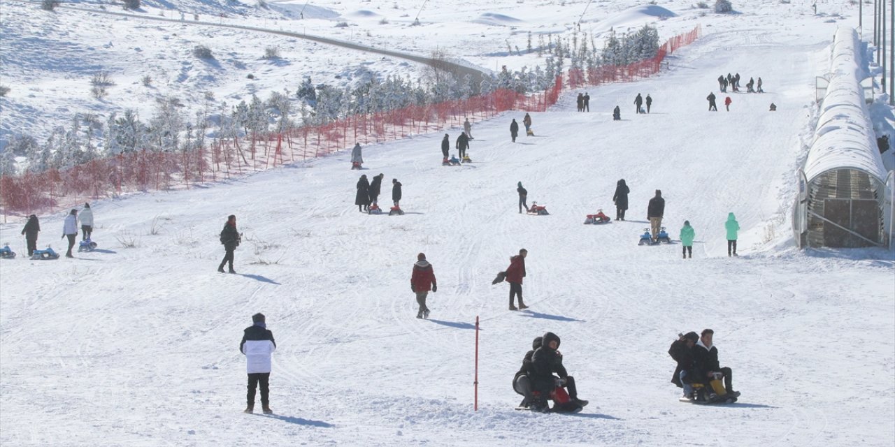 Yıldız Dağı'nda kayak sezonu açıldı