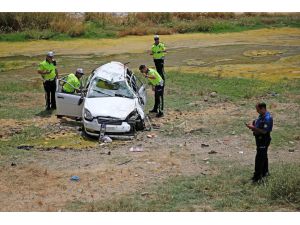 GÜNCELLEME - Adana'da trafik kazası: 2 ölü, 3 yaralı