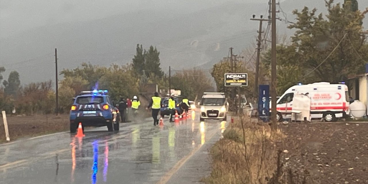 Muğla'da yol kenarında erkek cesedi bulundu