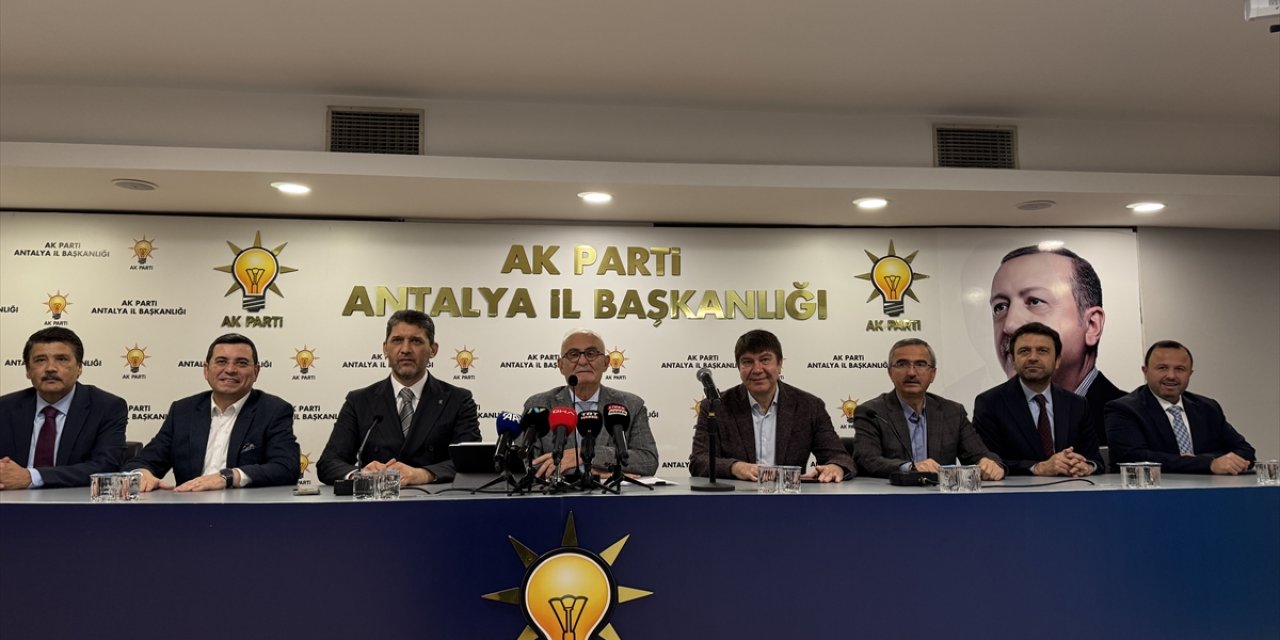 AK Parti Genel Başkan Yardımcısı Yılmaz, Antalya'da konuştu: