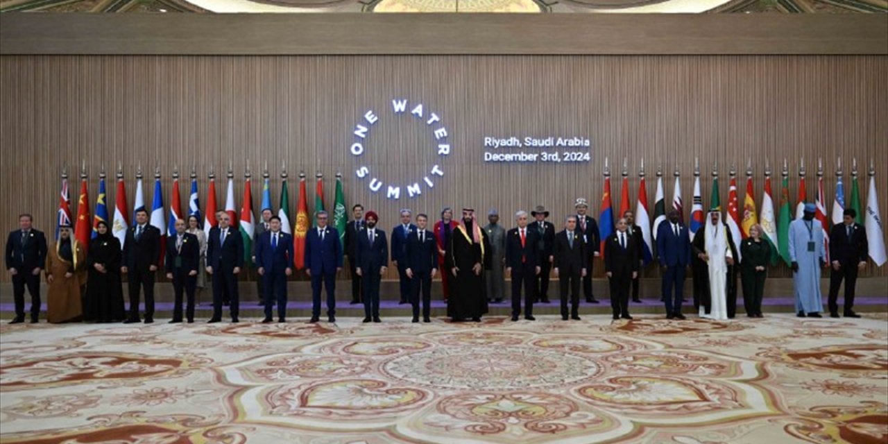 Kazakistan Cumhurbaşkanı Tokayev, Suudi Arabistan'da düzenlenen "One Water Summit"te konuştu: