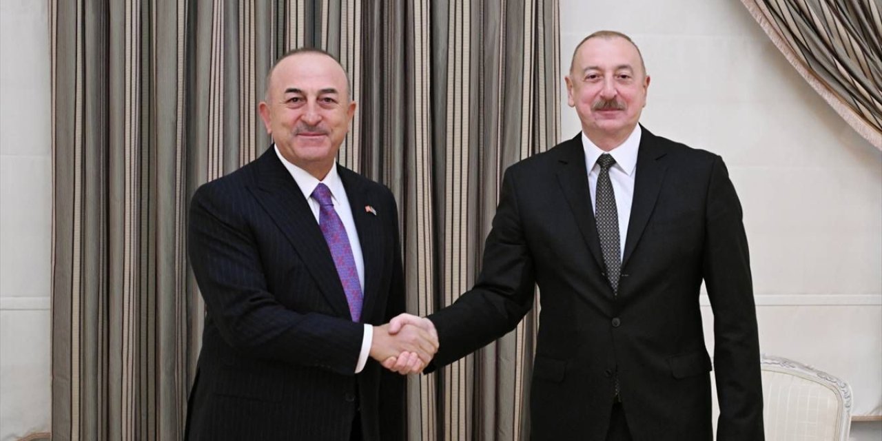 Azerbaycan Cumhurbaşkanı Aliyev, Mevlüt Çavuşoğlu'nu kabul etti