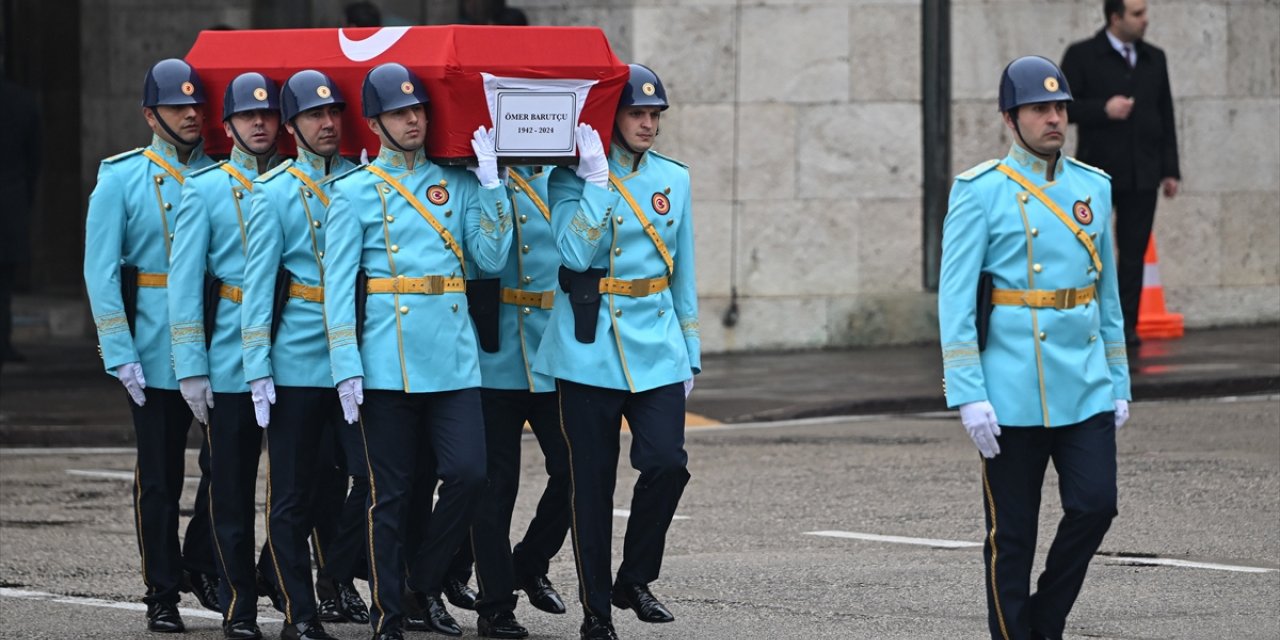 Eski bakanlardan Ömer Barutçu için Meclis'te cenaze töreni düzenlendi